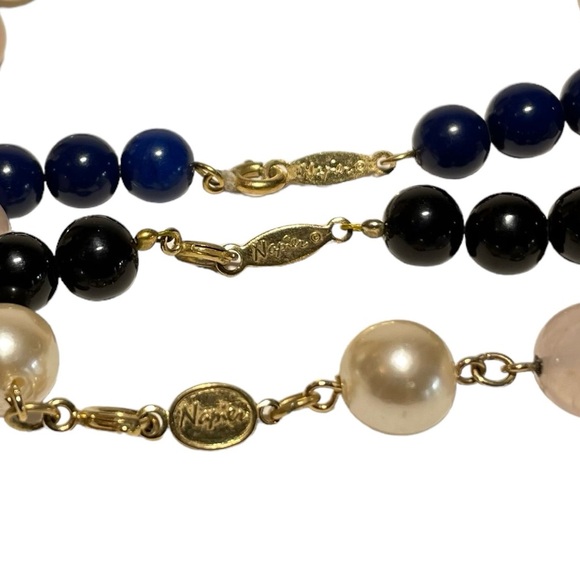 THREE Napier Vintage Jewelry Fun & Pretty Necklaces Of Various Lengths… - Picture 3 of 3